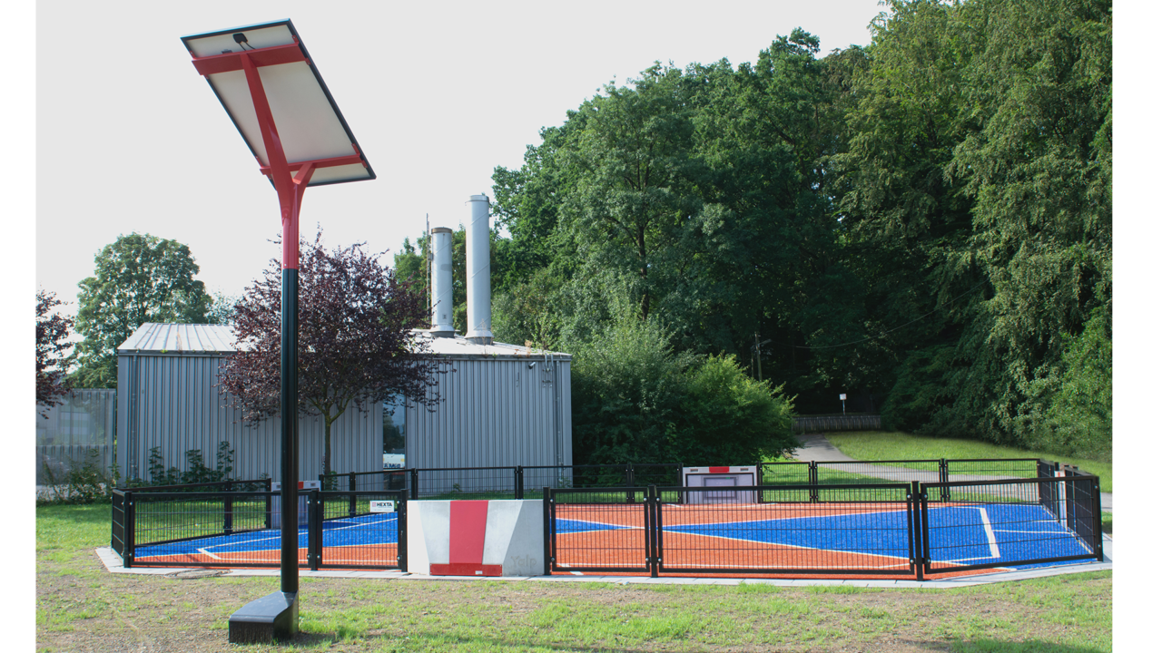 Yalp Solar next to the Toro - Interactive sports arena