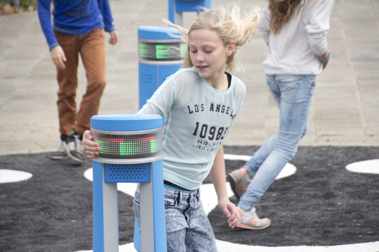 Yalp Memo - Play pillars - On the schoolyard in Rijssen (NL)